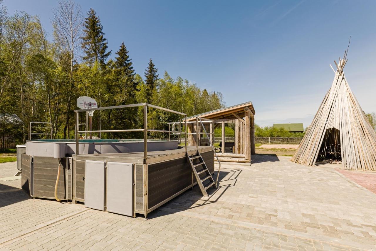 Kajamaa Holiday Home Saku Екстериор снимка