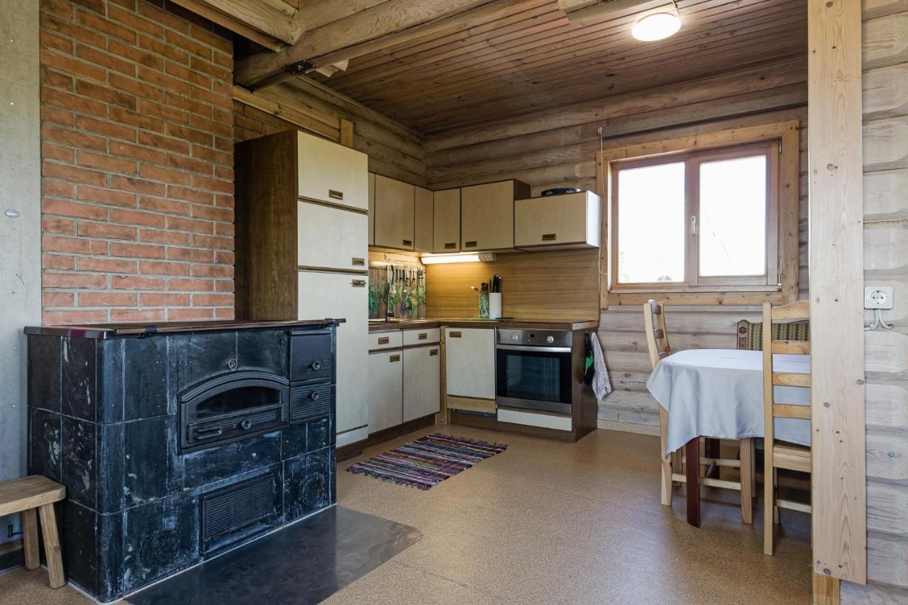 Kajamaa Holiday Home Saku Екстериор снимка